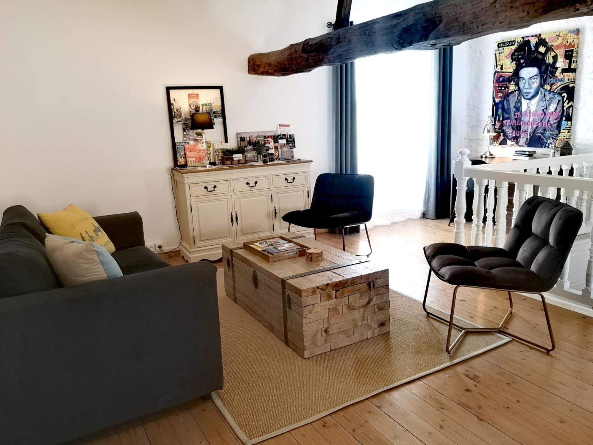 Villa La Demeure Des Artistes - Quartier Historique Saintes Esterno foto